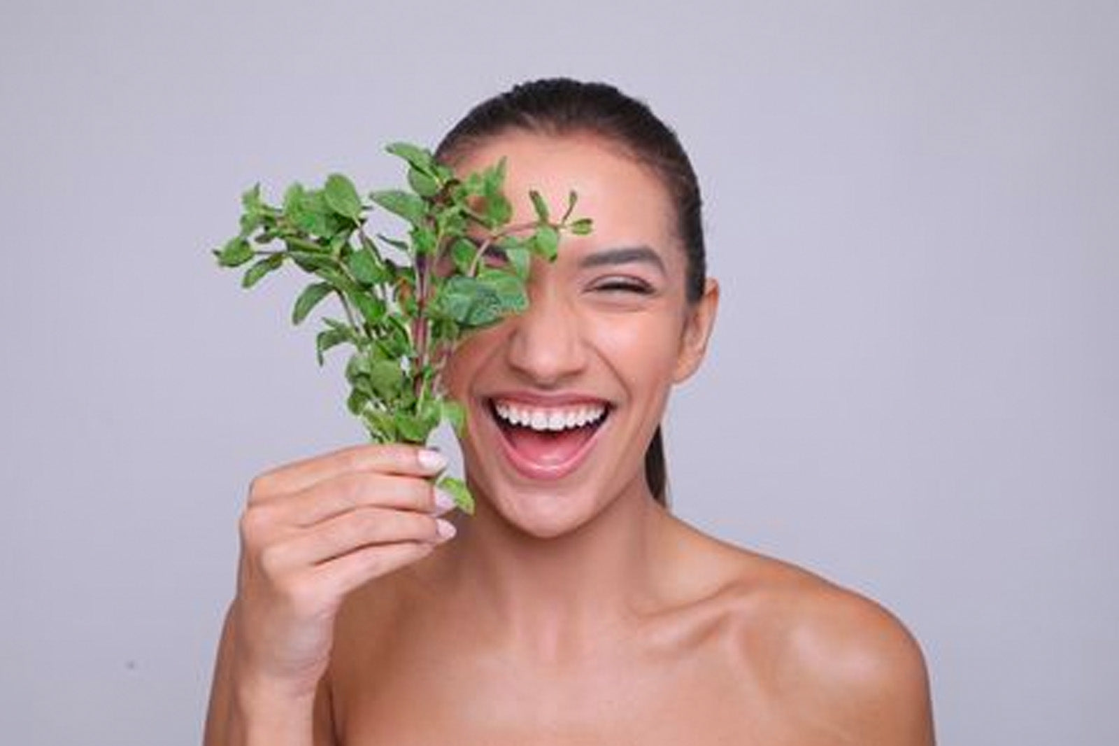 Benefits of basil for skin Indulgeo Essentials